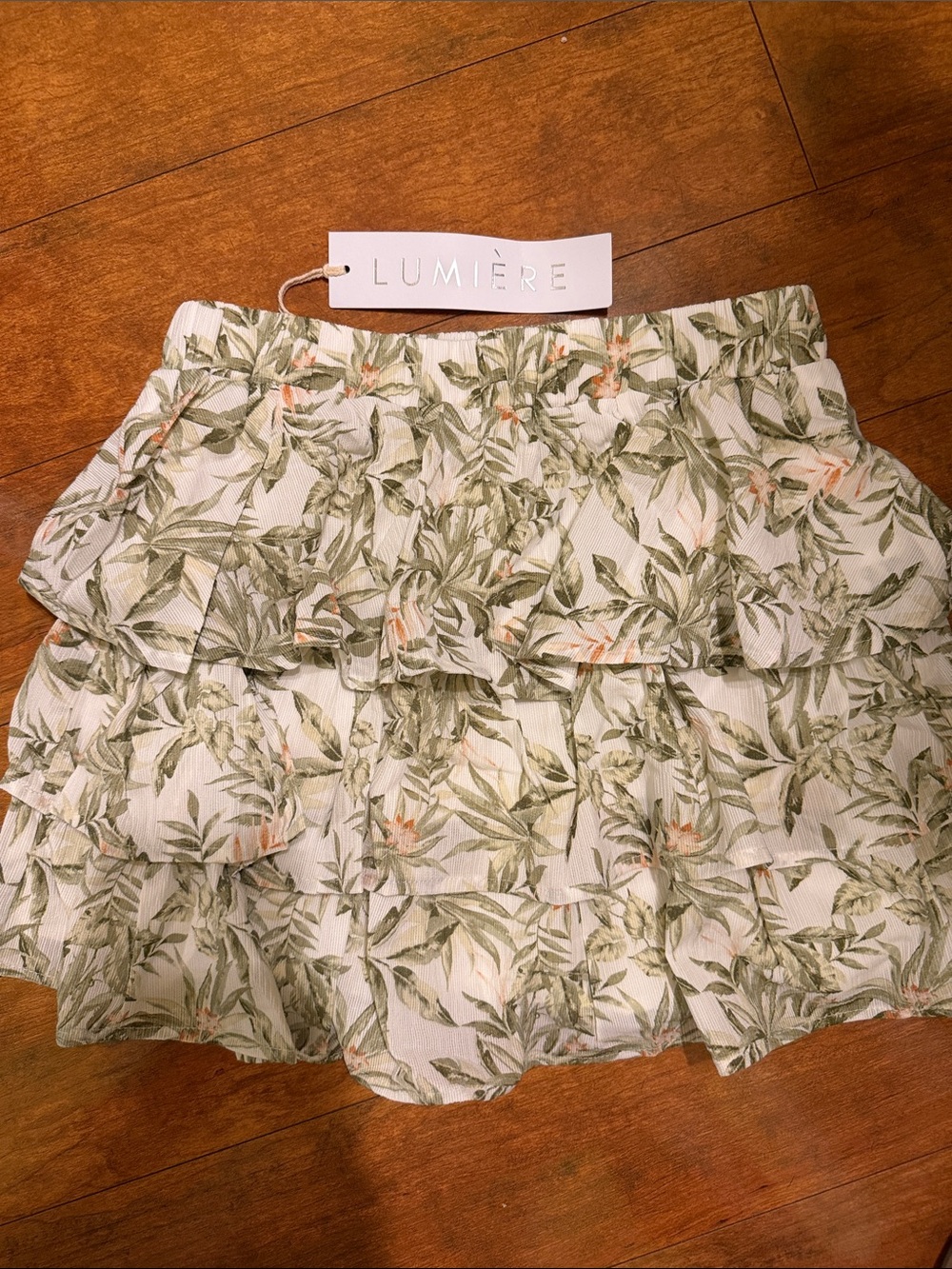 Lumiere Leaf-Print Tiered Ruffle Skirt in Light Green and Peach